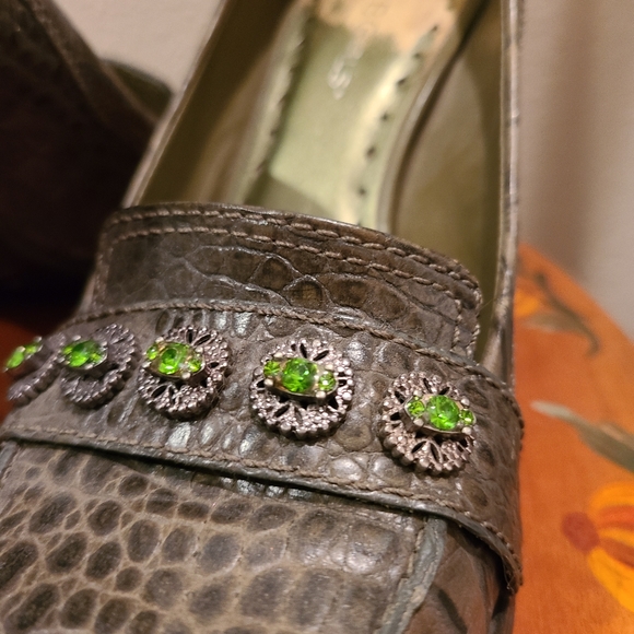 Green Rhinestone Heels - Picture 5 of 6